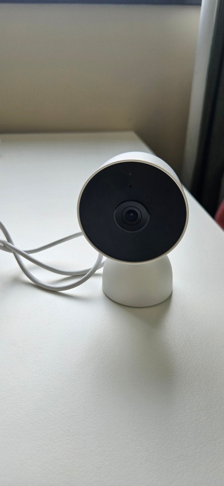 Google nest camera - Wit, Zo goed als nieuw bedraad, Audio, Tv en Foto, Videobewaking, Ophalen of Verzenden, Zo goed als nieuw