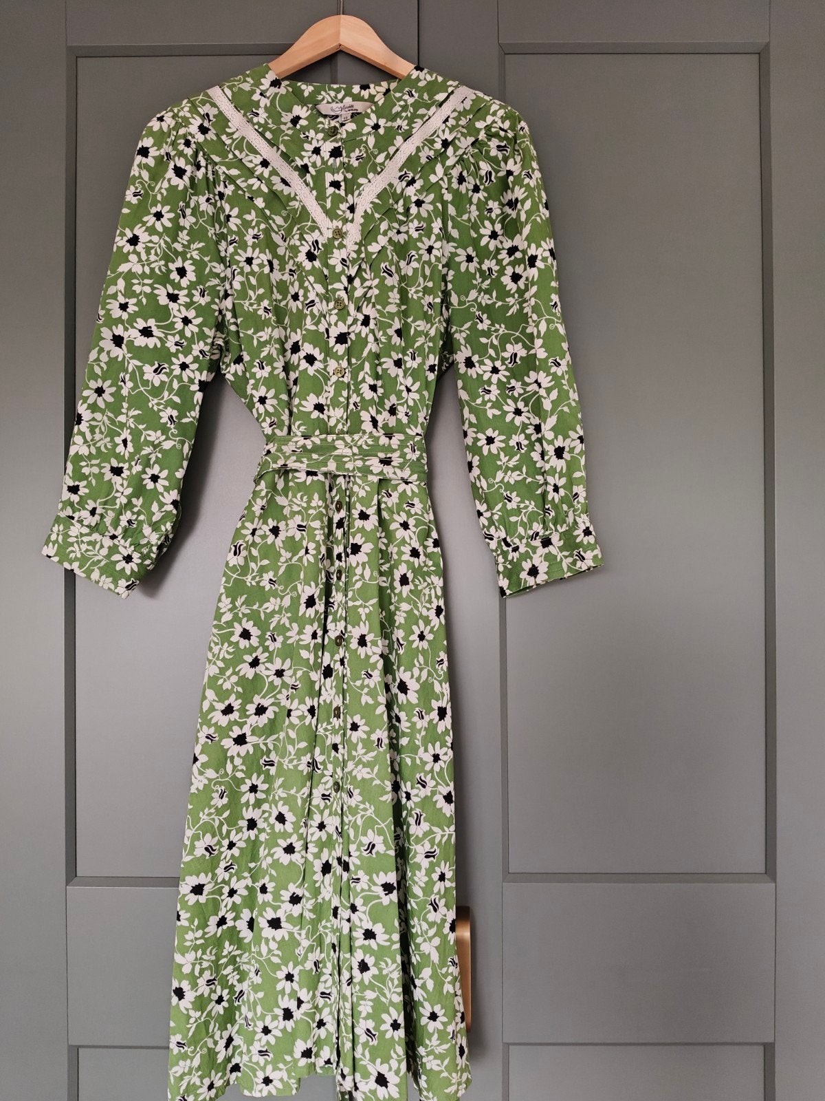 Groene bloemenjurk met ceintuur - Maat 40, Maat 38/40 (M), Miljuschka by Wehkamp, Ophalen of Verzenden, Zo goed als nieuw