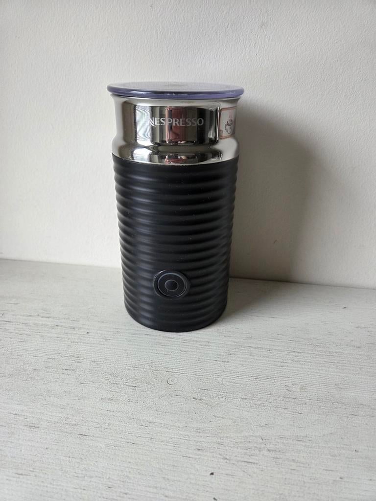 Nespresso  Melkopschuimer, Witgoed en Apparatuur, Melkopschuimers, Ophalen of Verzenden, Gebruikt, Elektrische melkopschuimer