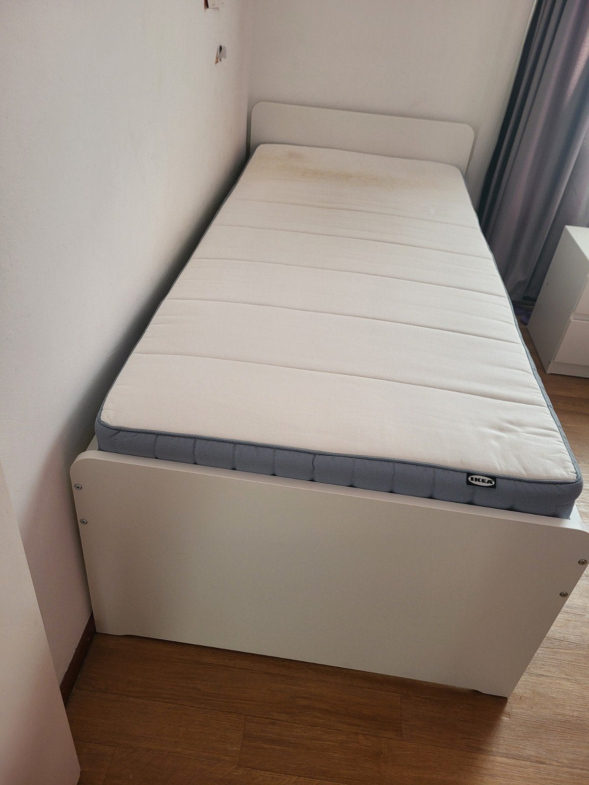 Ikea bed met matras, 90 cm, Eenpersoons, Wit, Ophalen of Verzenden