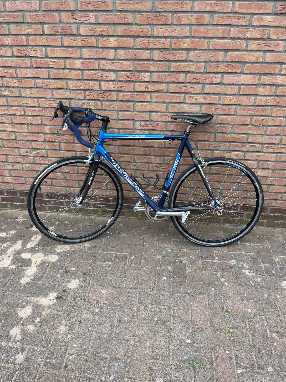 Racefiets - Blauw/Zwart - Goede staat, Fietsen en Brommers, 28 inch, Gebruikt, Aluminium, Meer dan 20 versnellingen