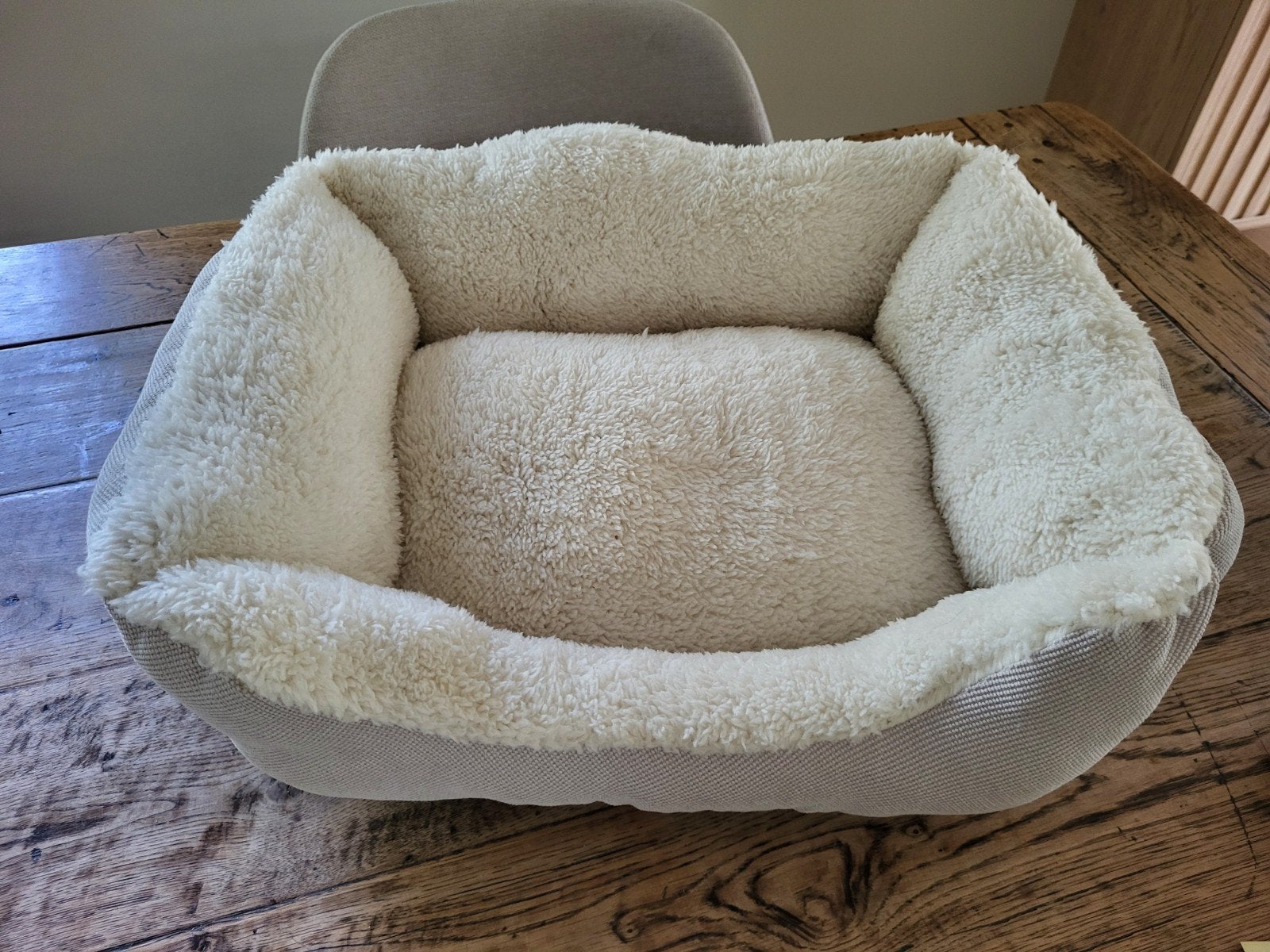 Beeztees kattenmand, Ophalen, Zo goed als nieuw, Pluche