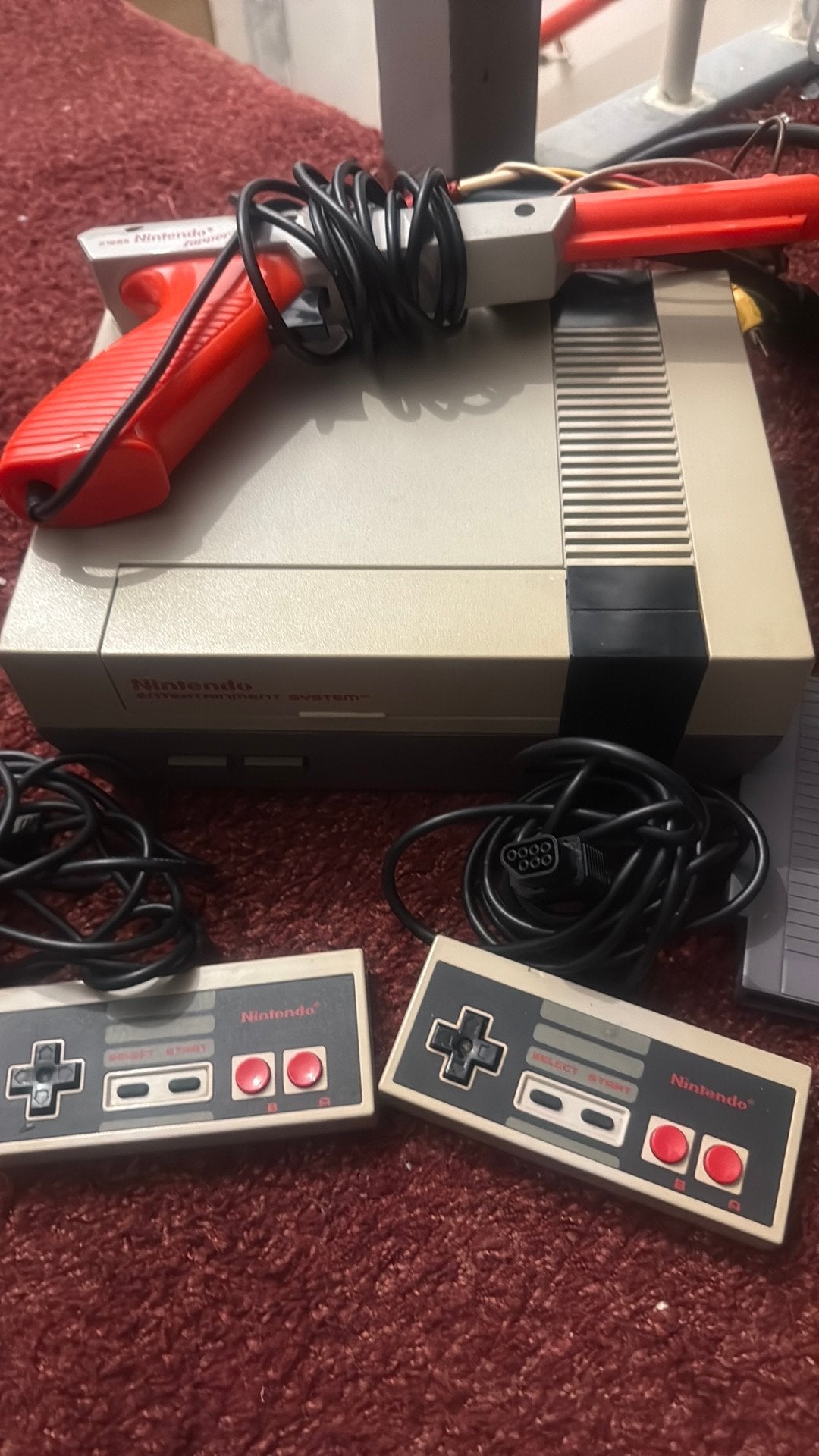 Nintendo NES Compleet met Zapper +Super Mario Bros Duck Hunt, Ophalen of Verzenden, Gebruikt, Met 2 controllers, Met zapper/pistool