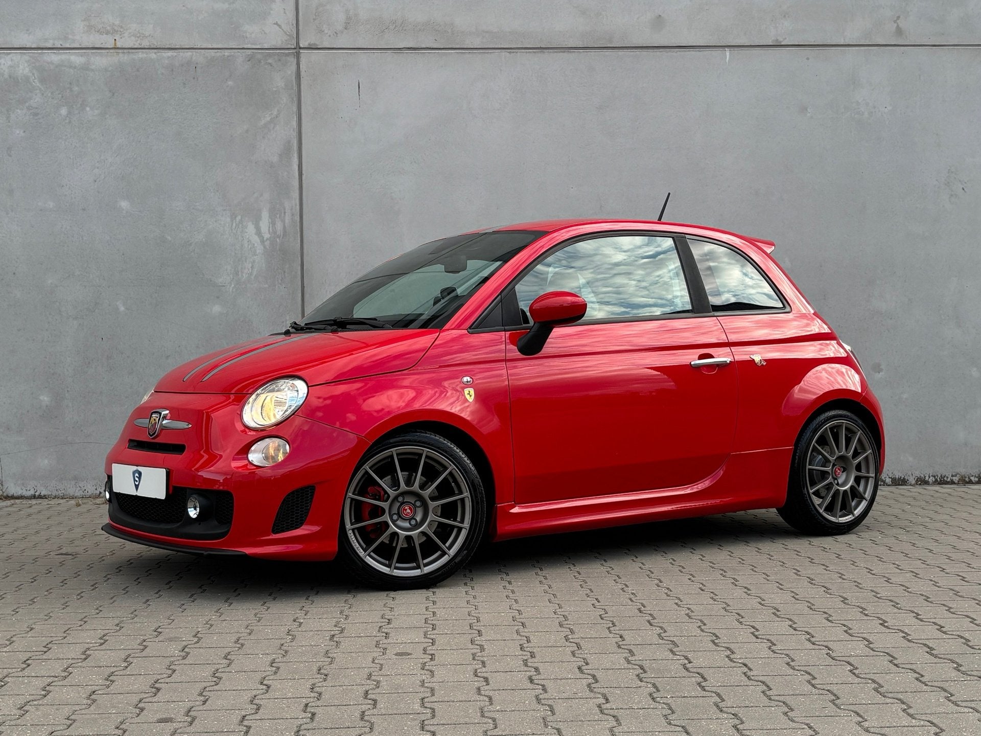 Fiat 500 1.4-16V Abarth Ferrari Dealers Edition no.175/200, Voorwielaandrijving, Euro 5, 15 km/l, Gebruikt