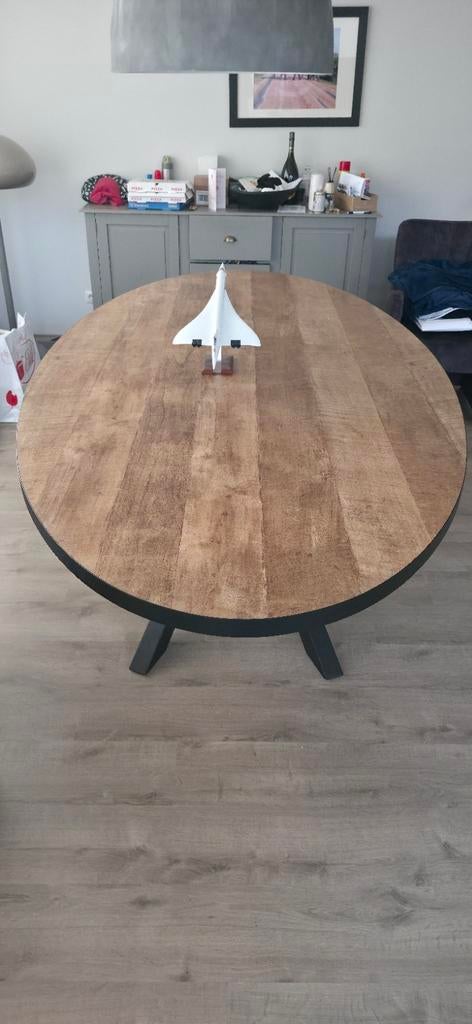 Scarlet Eettafel Ovaal 250x128x77cm - Old Teak Zwart., Ophalen, 200 cm of meer, Zo goed als nieuw, Vijf personen of meer