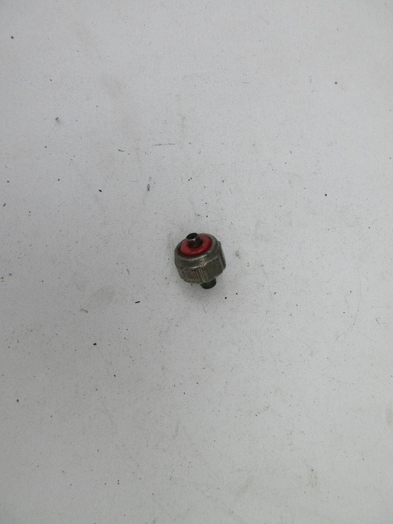 Kawasaki Z750 oliedruk sensor KZ750E oliedruksensor Z750E, Ophalen of Verzenden, Gebruikt