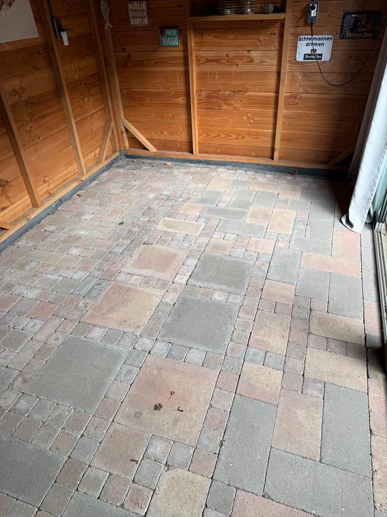 15m2 bestrating, Ophalen, Gebruikt, Beton, Klinkers