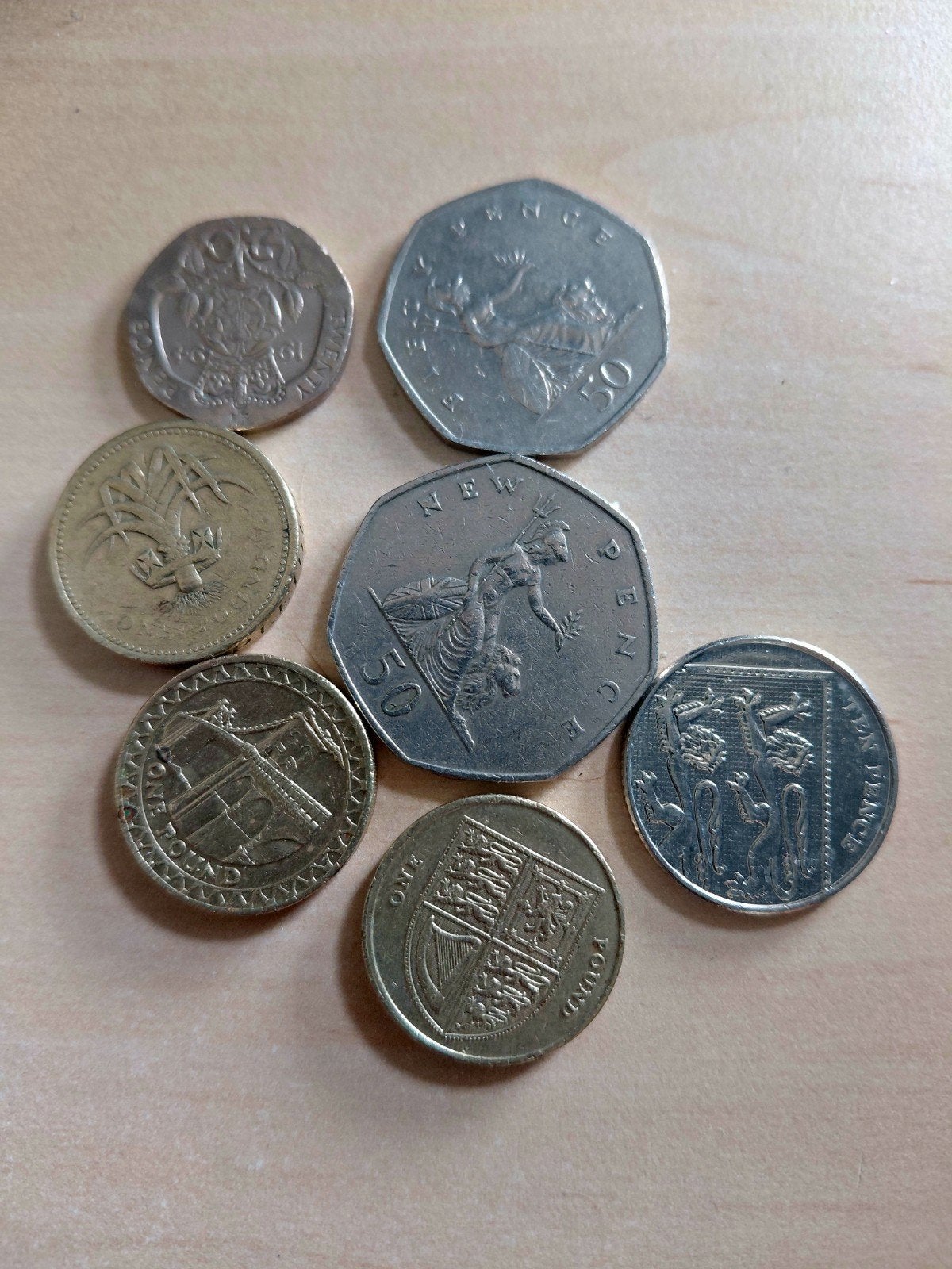 Diverse Britse munten - Setje pond, 50 pence, Ophalen of Verzenden, Setje