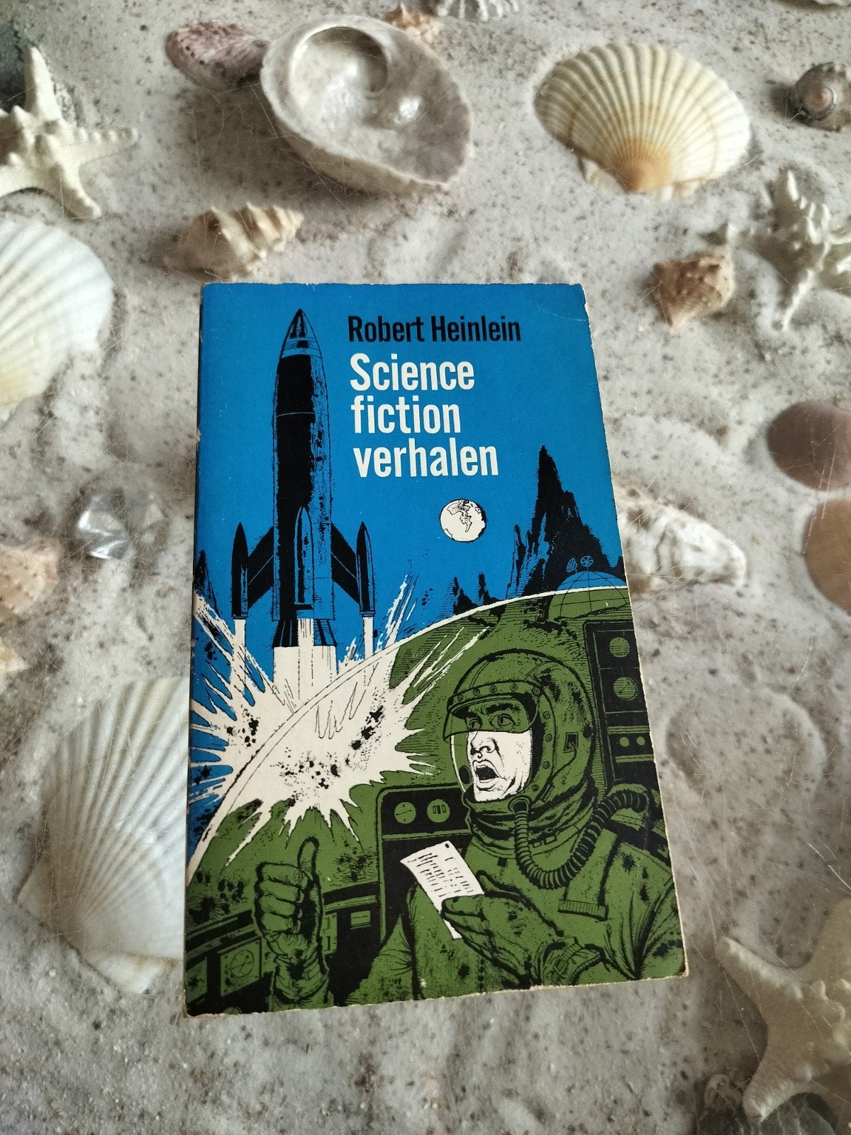Robert A. Heinlein - Science Fiction verhalen, Ophalen of Verzenden, Gelezen