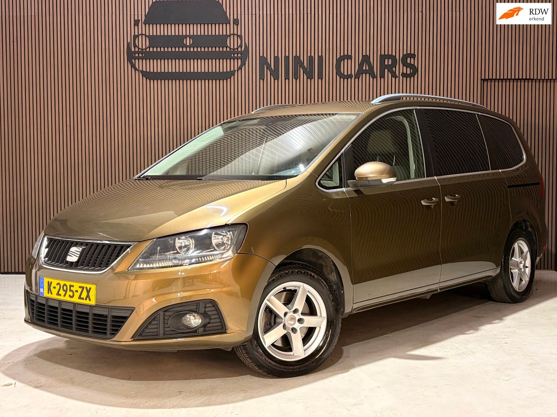 Seat Alhambra 1.4 TSI Reference 7 persoons, Voorwielaandrijving, Stof, Beige, 4 cilinders