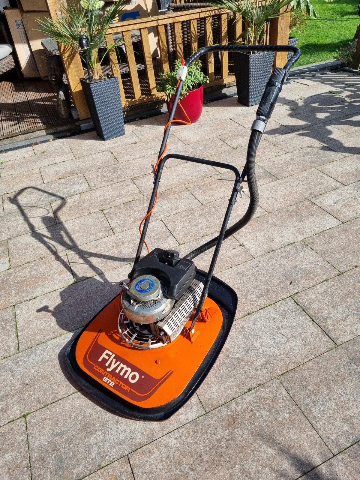 Flymo 2 takt benzine zweefmaaier 50.5 cm maaibreedte, Tuin en Terras, Ophalen, Gebruikt, Mulchfunctie, Flymo