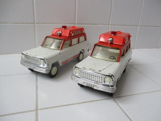 2x tonka ziekenwagen gebruikt staat, Ophalen of Verzenden, Gebruikt