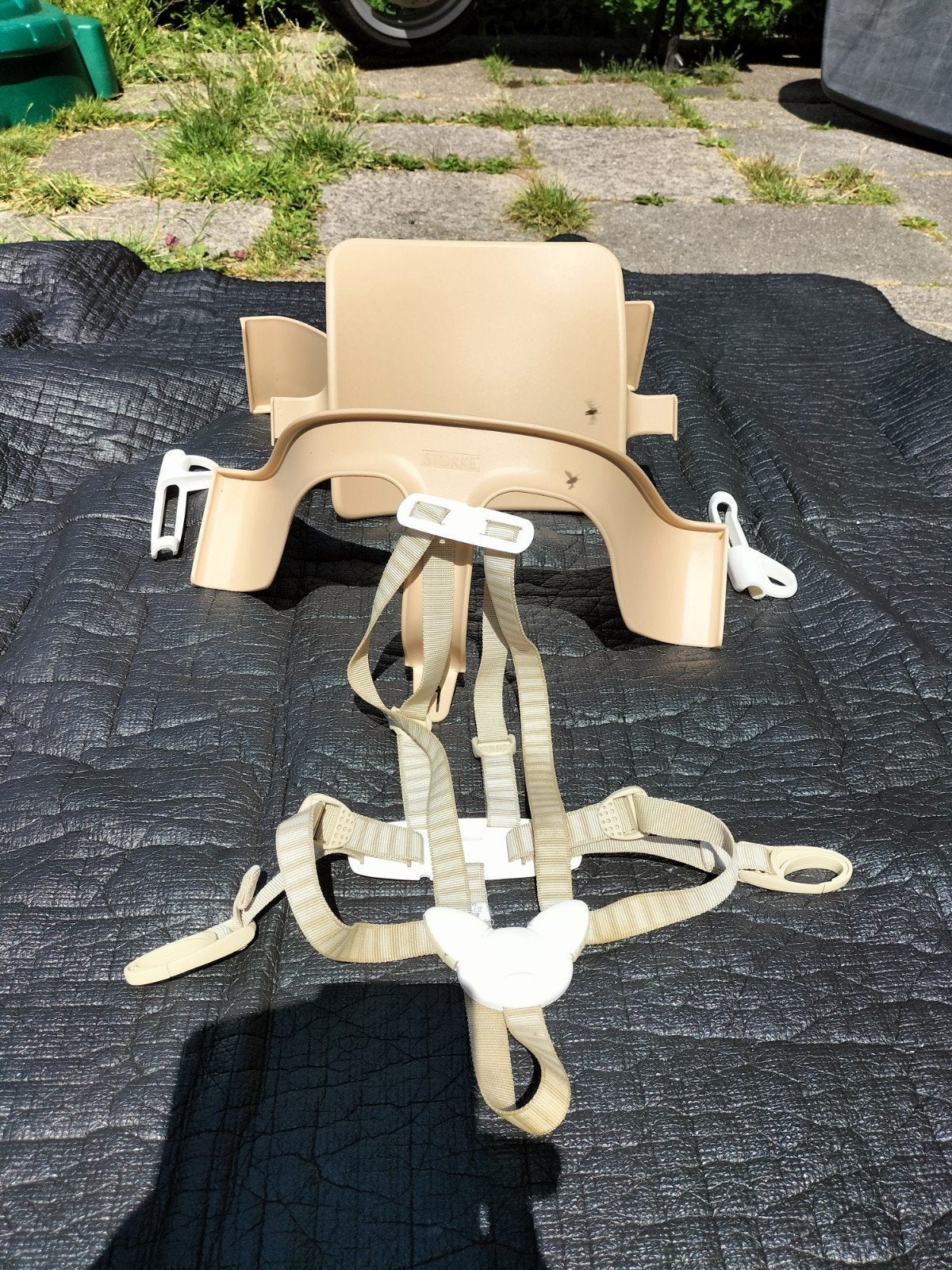 Stokke Tripp Trapp Baby Set en Harnas - Beige, Ophalen of Verzenden, Gebruikt, Meegroeistoel, Gordel(s)