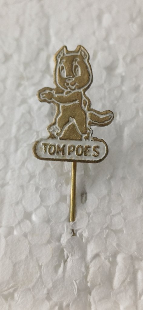 Tom Poes  (speldje is wit gekleurd) Maarten Toonder, Ophalen of Verzenden, Zo goed als nieuw, Overige onderwerpen