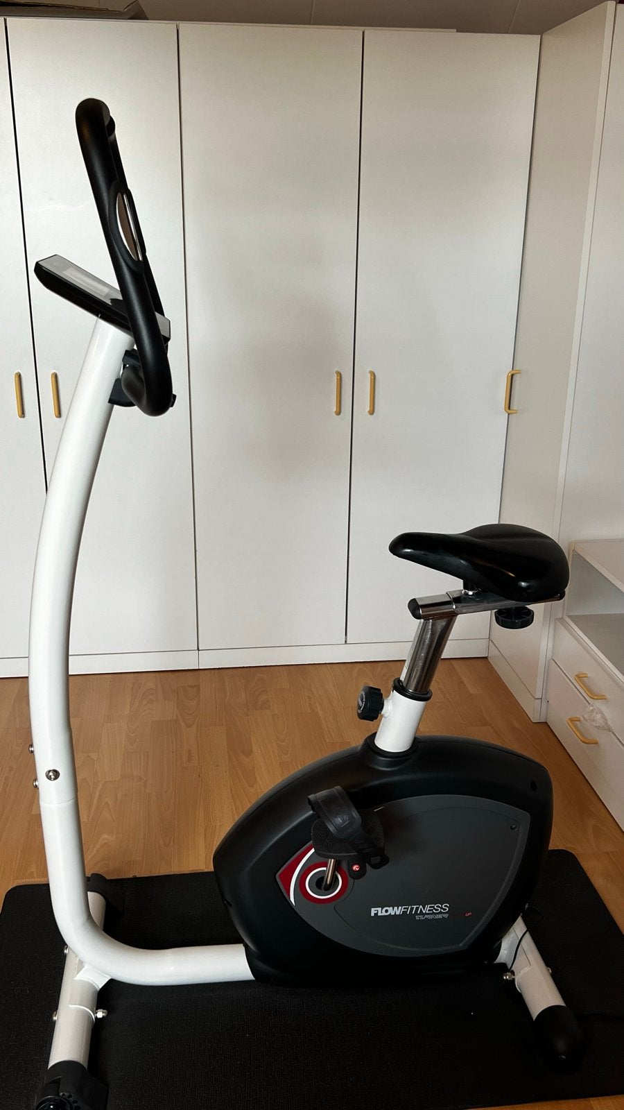 Flowfitness Hometrainer Turner DHT75UP incl. ondermat, Ophalen, Zo goed als nieuw, Metaal, Benen