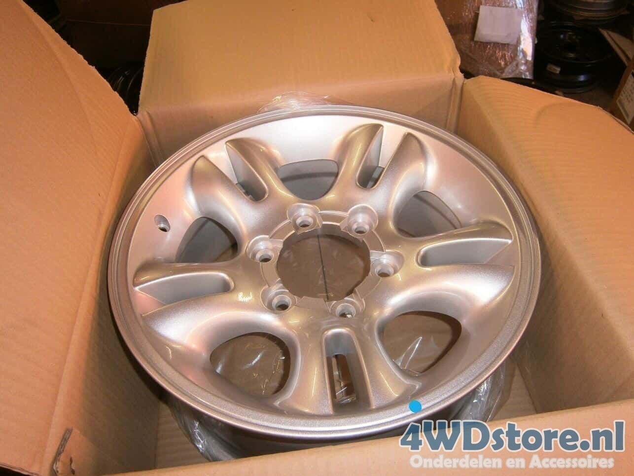 Ssangyong Korando Velg NIEUW, Auto-onderdelen, -, Nieuw, Ophalen of Verzenden, Band(en)