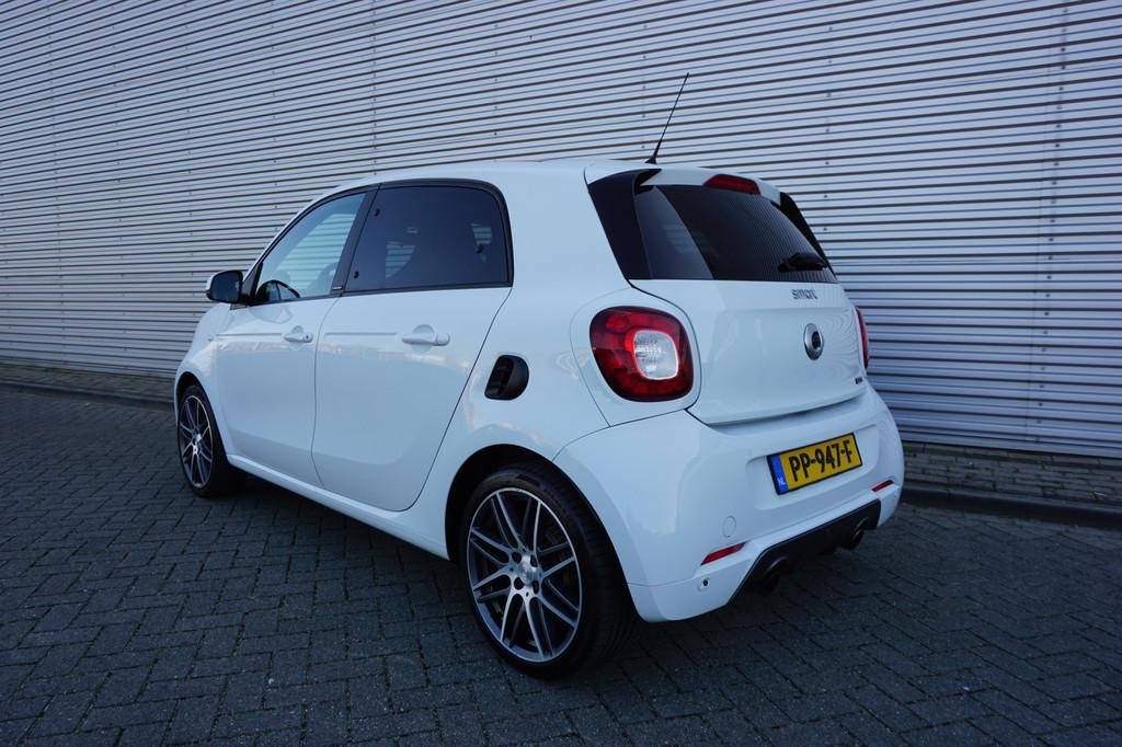 Smart Forfour 1.0 T BRABUS AUTOMAAT Panoramadak / Navi / Cru, Auto's, Smart, Automaat, 898 cc, Wit, Origineel Nederlands