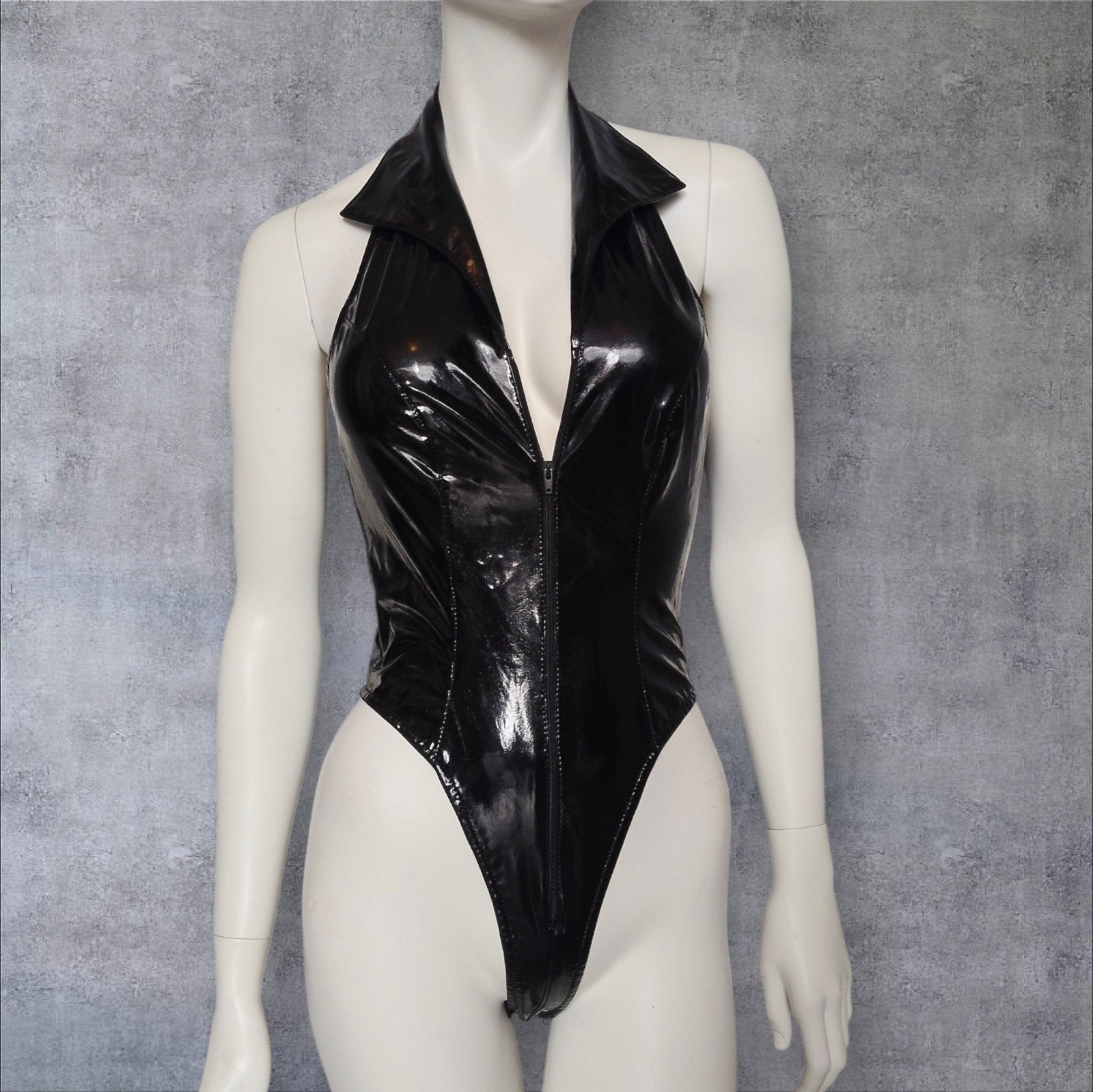 Nieuwe! Lak Body met kraagje. Maat S- Merk Ledapol, Kleding | Dames, Ledapol, Ophalen of Verzenden, Zwart, Body of Korset