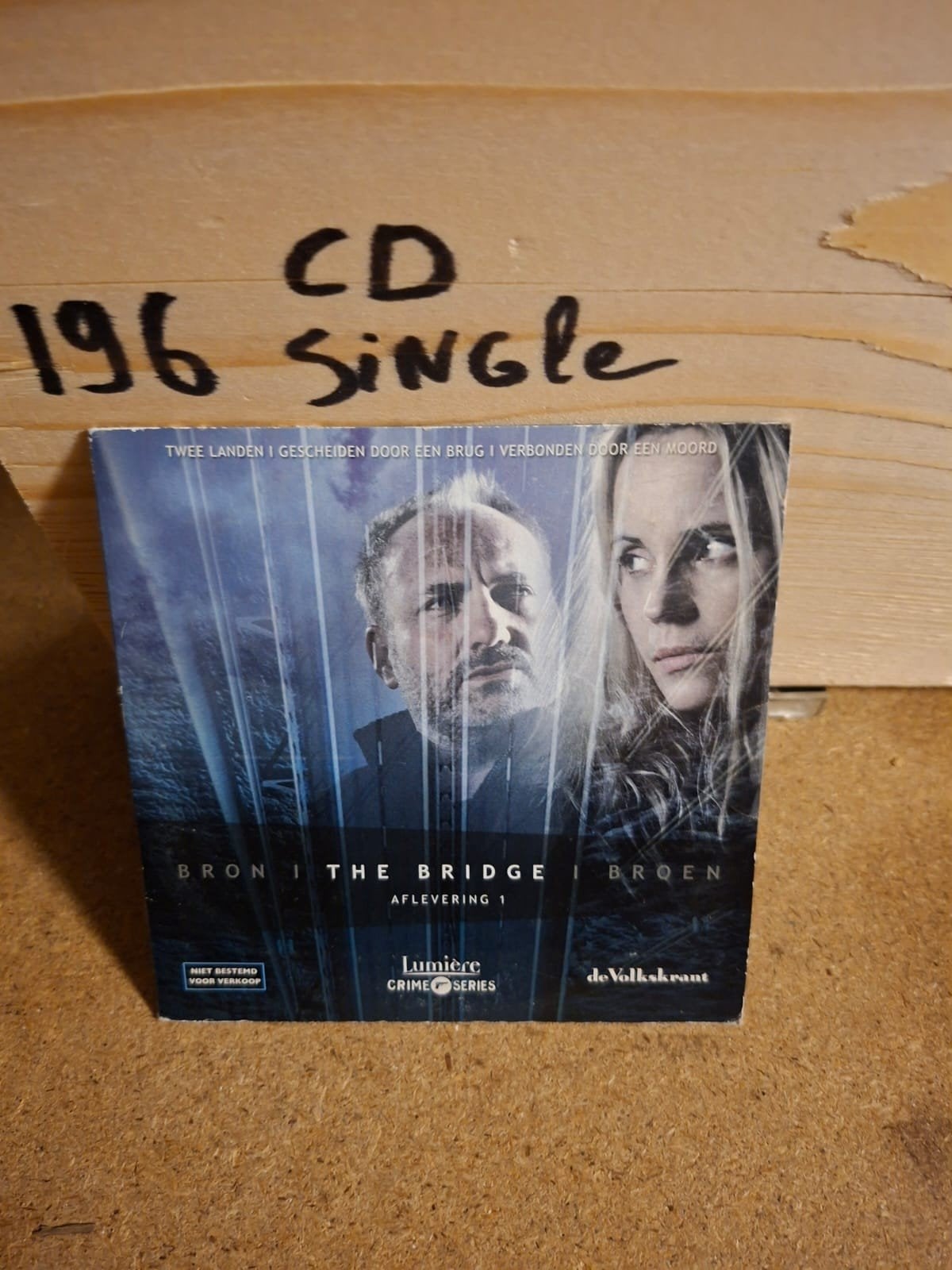 The Bridge / Bron / Broen - Aflevering 1 CD Single, Cd's en Dvd's, Ophalen of Verzenden, Zo goed als nieuw, Filmmuziek en Soundtracks