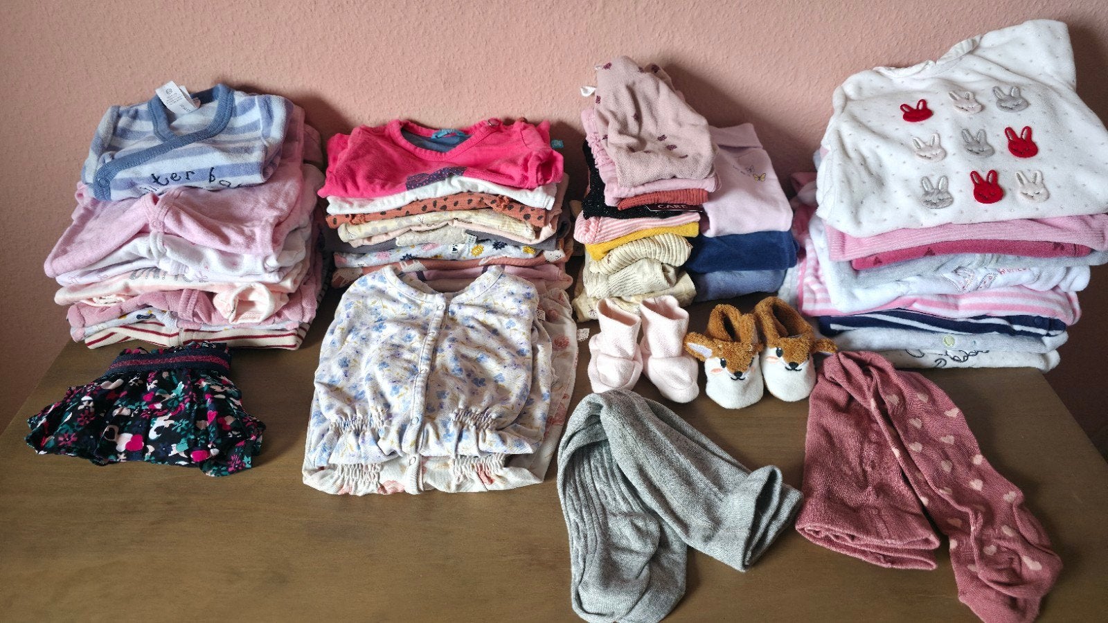 kledingbundel babykleding maat 50/56 - 46 stuks, Gebruikt, Meisje, Dirkje, Ophalen of Verzenden