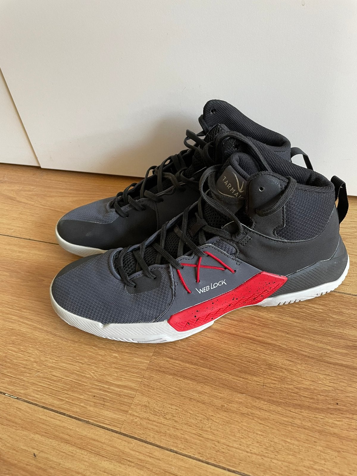 Tarmak Protect 120 basketbalschoenen – maat 44, Ophalen, Zo goed als nieuw, Schoenen