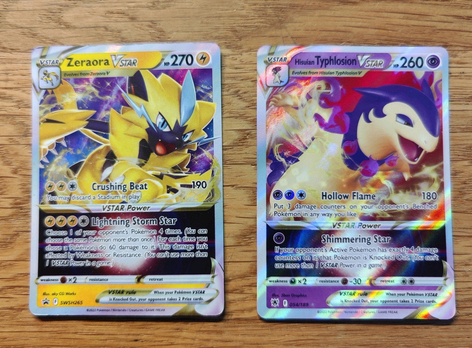 Pokemon kaarten; Zeraora & Hisuian Typhlosion Vstar, Ophalen of Verzenden, Zo goed als nieuw, Meerdere kaarten