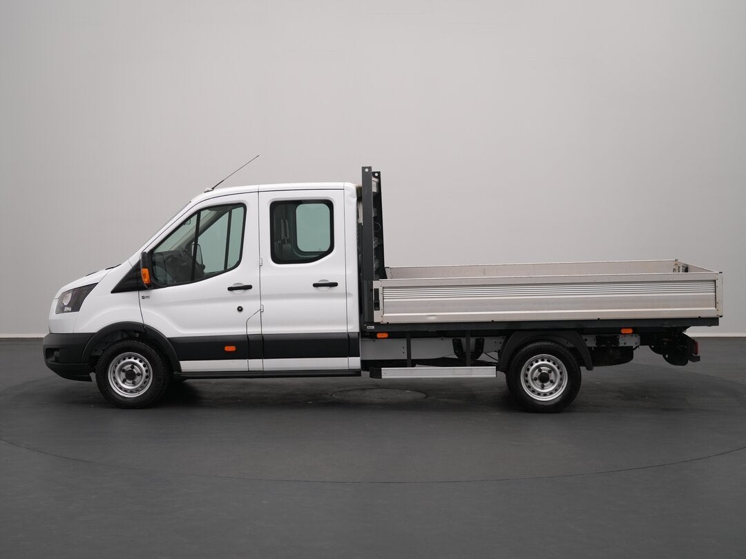 Ford Transit Dubbele Cabine Open Bak 130pk, Navigatie, Auto's, 2423 kg, Euro 6, 4 cilinders, 2000 kg