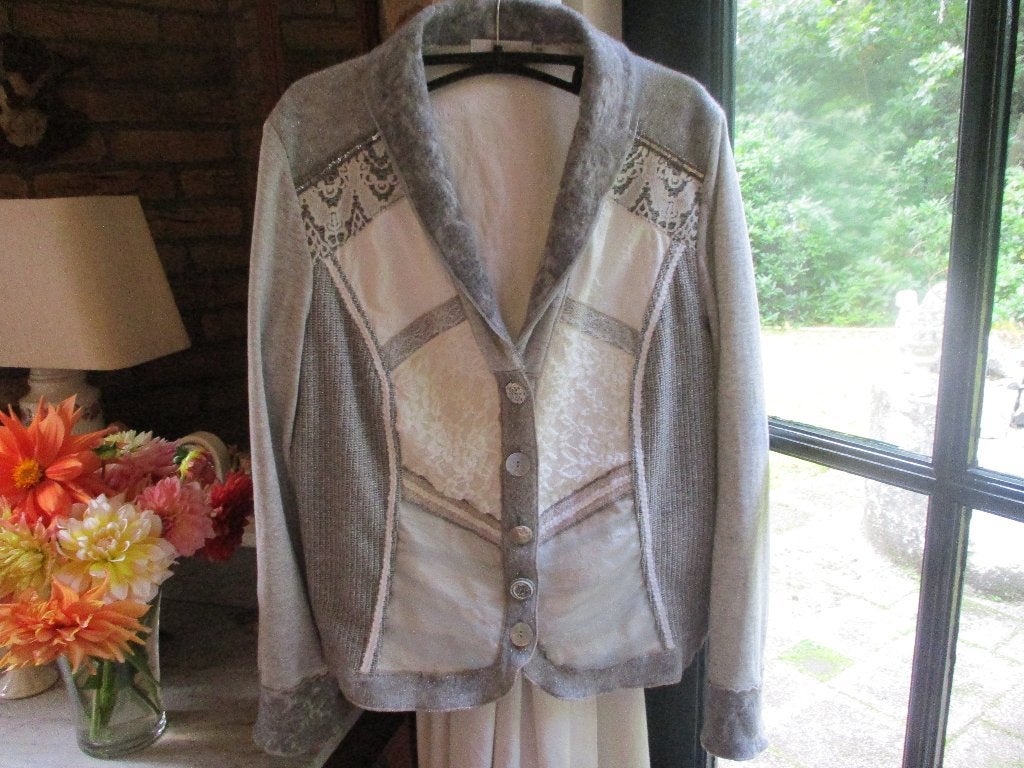 mj/JUST WHITE/jasje/maat 44= 42 grijs/ecru met zilver, Maat 42/44 (L), Zo goed als nieuw, Jasje, JUST WHITE