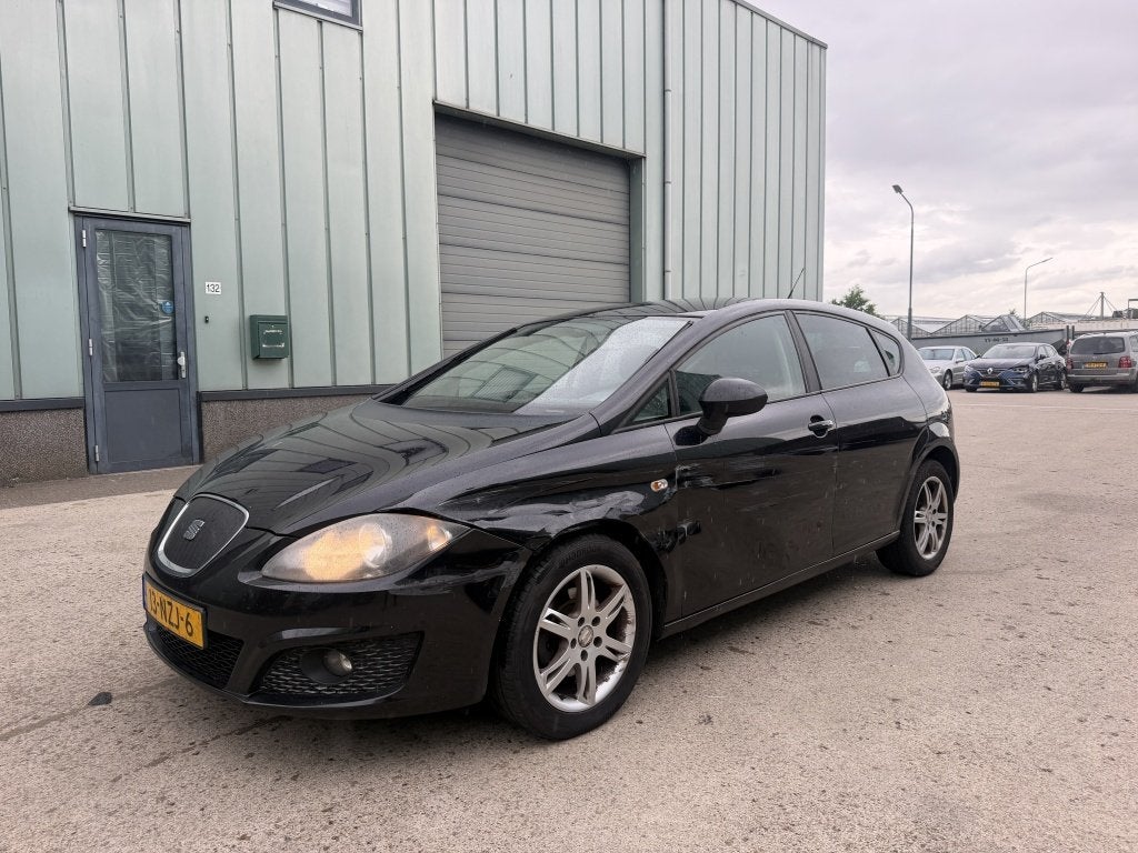 SEAT Leon 1.6 TDI Eco. Bnsline 2011 EURO5 schade scherm, Auto's, Euro 5, Stof, Gebruikt, 1225 kg