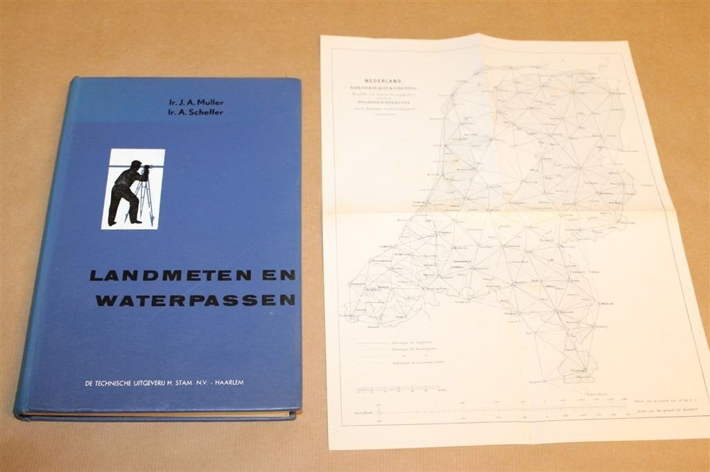 Landmeten en Waterpassen — Leerboek met Kaart, 1962, Ophalen of Verzenden, Gelezen, Bouwkunde