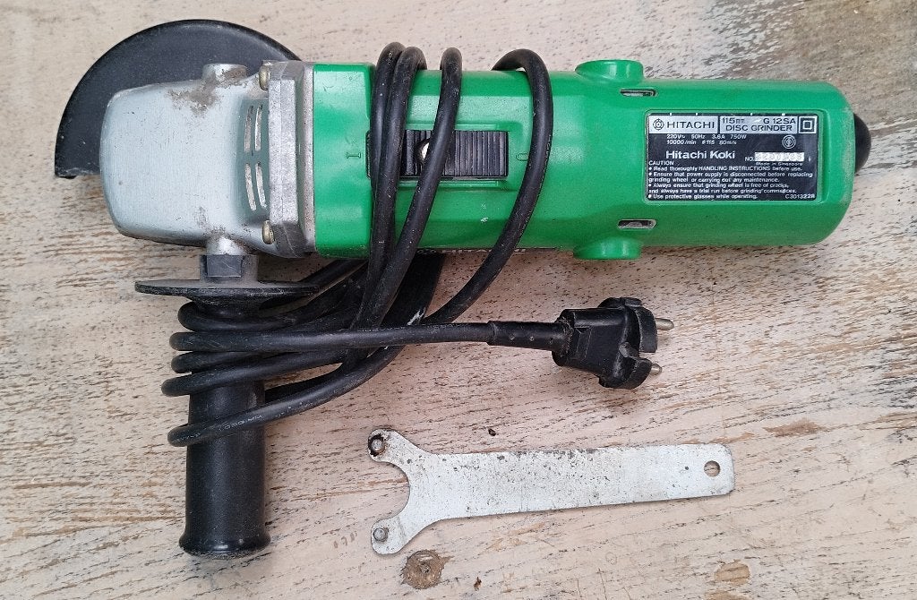 Hitachi Haakse slijper / slijptol G 12SA, Ophalen, Gebruikt, Minder dan 700 watt, Haakse handslijpmachine