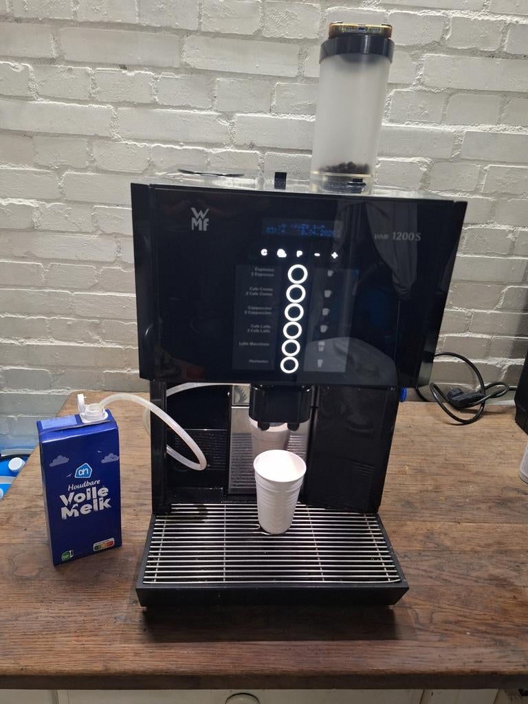 Wmf 1200S koffiemachine verse melk, 10 kopjes of meer, Ophalen of Verzenden, Koffiemachine