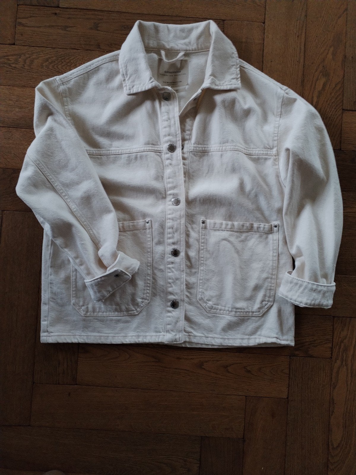 stradivarius over shirt, zandkleur, blouse,katoen, jasje, Ophalen of Verzenden, Zo goed als nieuw, Maat 38/40 (M), Beige