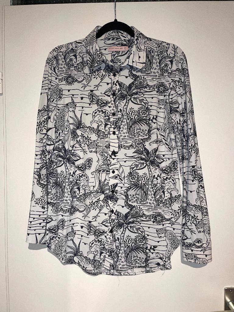 STUDIO ANNELOES wit zwarte print travelstof blouse top mt L, Kleding | Dames, Blouses en Tunieken, Zo goed als nieuw, Maat 42/44 (L)