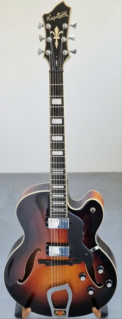 Hagstrom HJ800 Jazzgitaar, Ophalen, Zo goed als nieuw