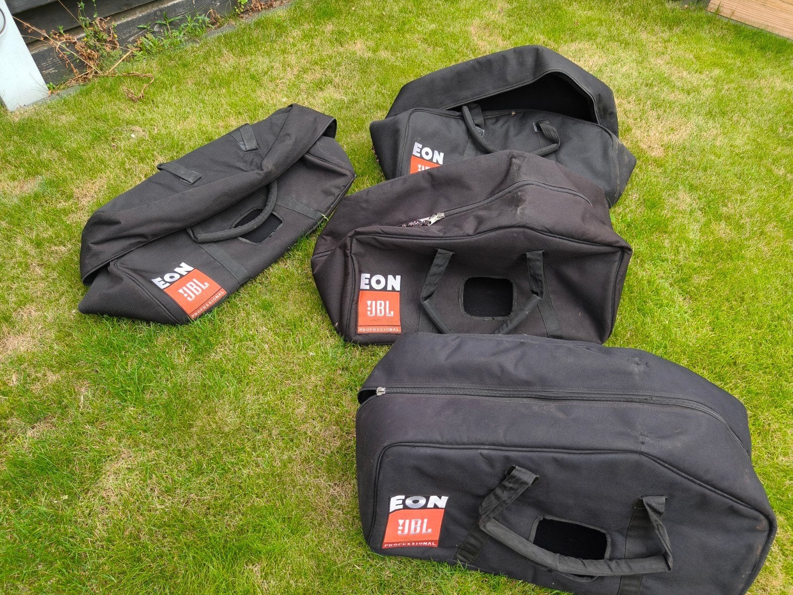 JBL EON / 1500 luidsprekertassen (4 stuks), Ophalen of Verzenden, Gebruikt