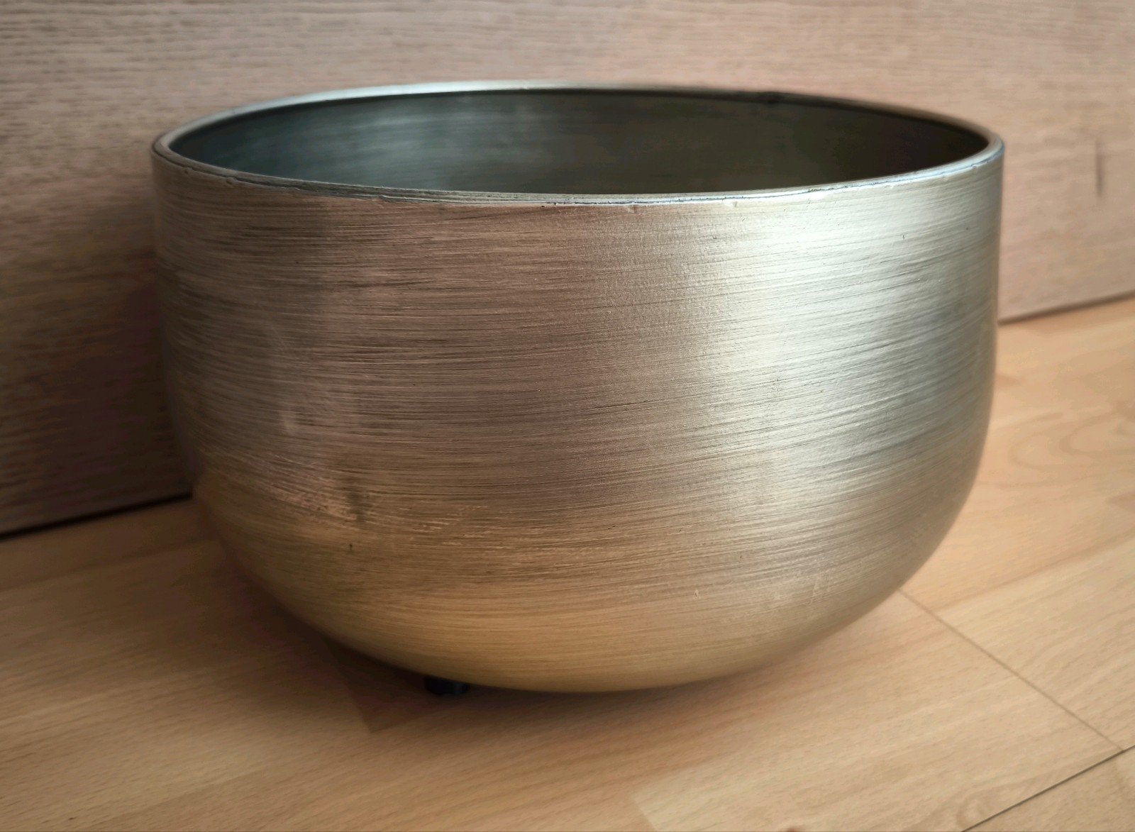 Metalen bloempot vaas 28 cm Ø 19 cm hoog schaal pot potje, Rond, Ophalen of Verzenden, Metaal, Minder dan 40 cm