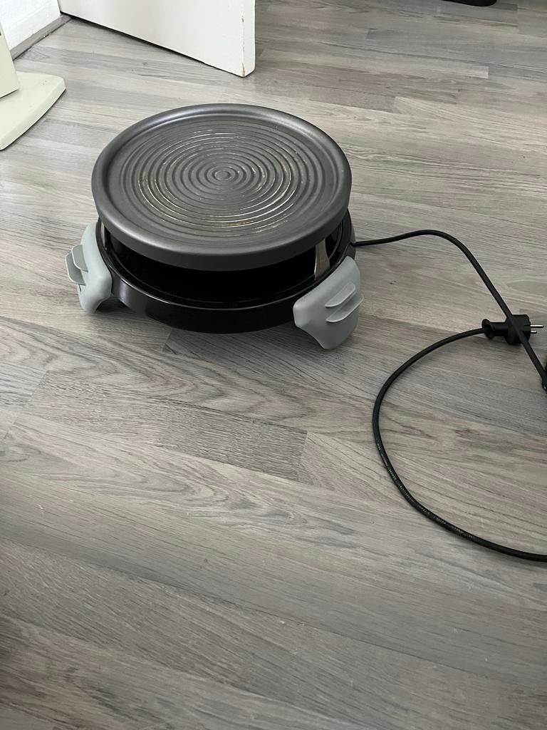 Compacte raclette grill voor gezellige avonden, Ophalen of Verzenden, Zo goed als nieuw, Minder dan 4 personen
