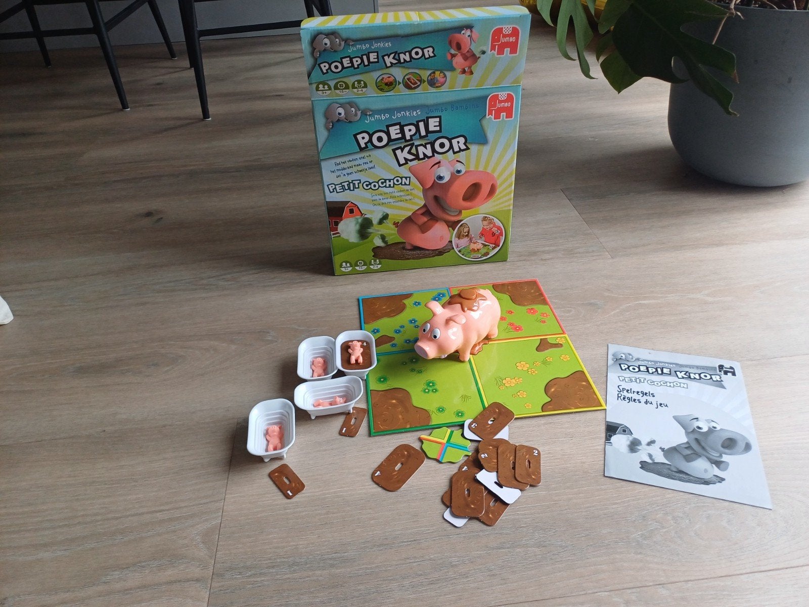 Poepie knor, Drie of vier spelers, Ophalen of Verzenden, Zo goed als nieuw, Jumbo Games