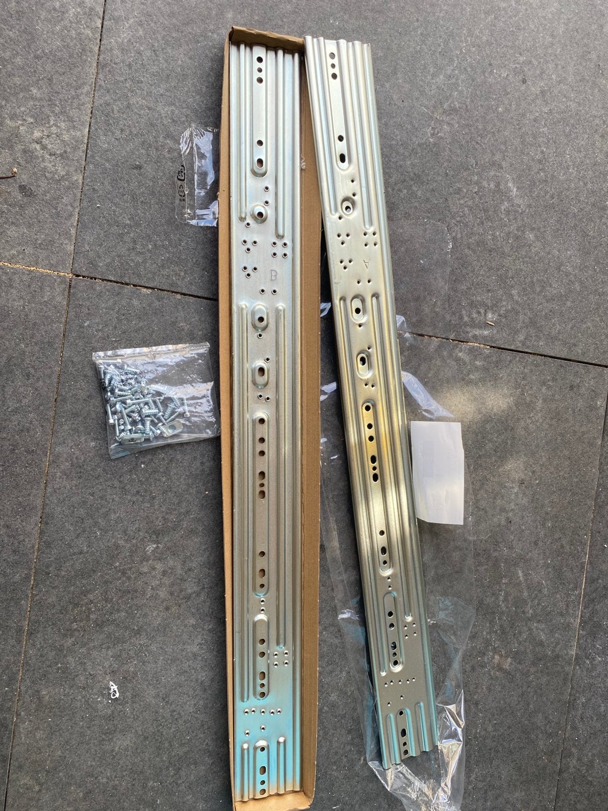 VÅGLIG (ikea) Verbindingsrail voor fronten vaatwasser, Ophalen, Nieuw, 50 tot 100 cm, Minder dan 100 cm