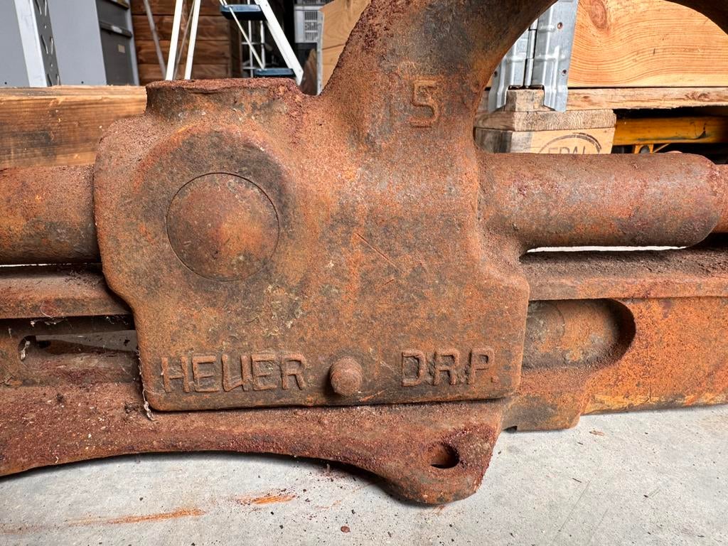 Heuer Bankschroef DRP, Ophalen, Zo goed als nieuw, Minder dan 70 cm, Bankschroef