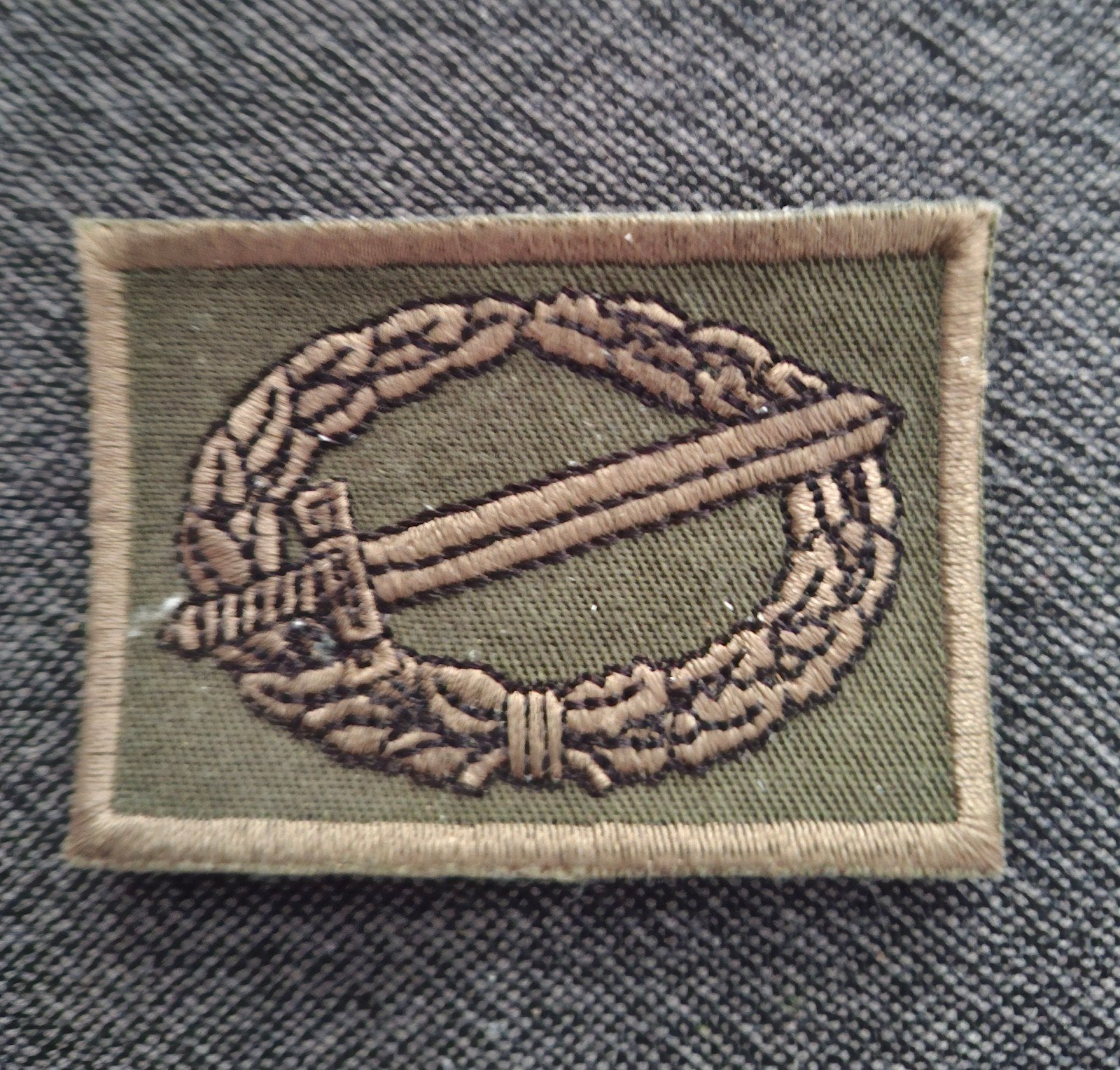 gevechtsinsigne.stof. GVT, Verzenden, Landmacht, Nederland, Embleem of Badge