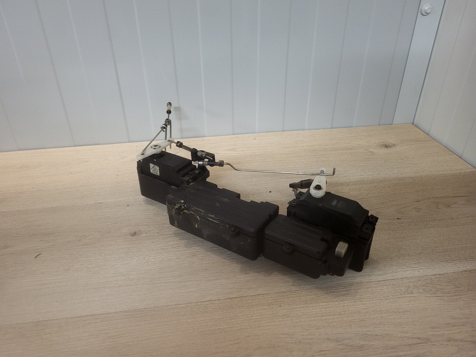 Losi dbxl complete servobox, Ophalen of Verzenden, Overige schalen, Onderdeel