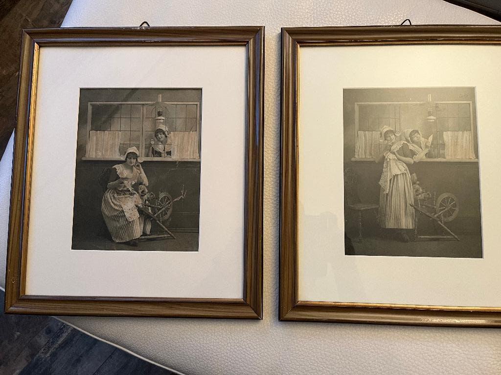 Antieke foto’s dames met spinnewiel in lijst, Antiek en Kunst, Ophalen