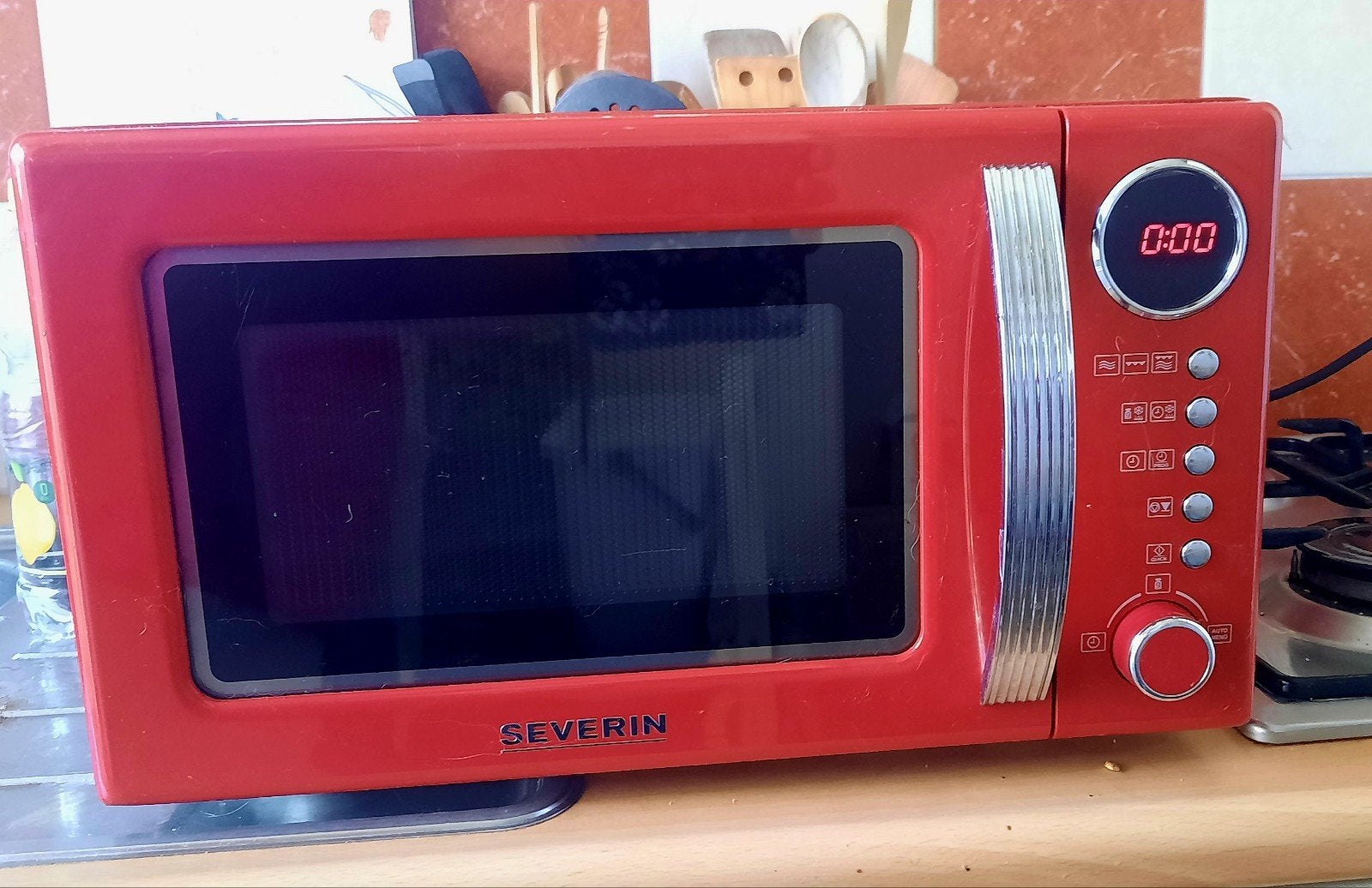 Severin combi magnetron 700w met grill functie in retro look, Ophalen, Grill, Draaiplateau