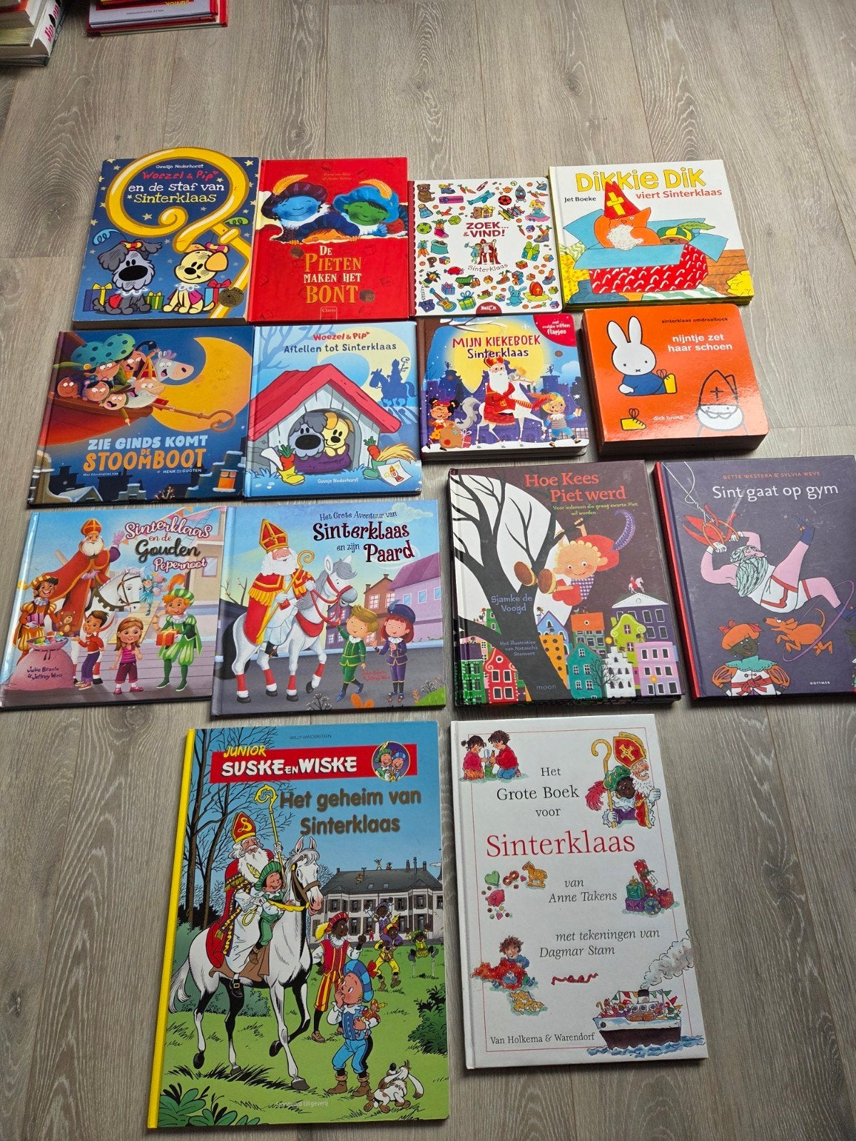 Sinterklaas boeken oa Nijntje + Dikkie Dik + Suske en Wiske, Boeken, Ophalen of Verzenden, Gelezen, 3 tot 4 jaar
