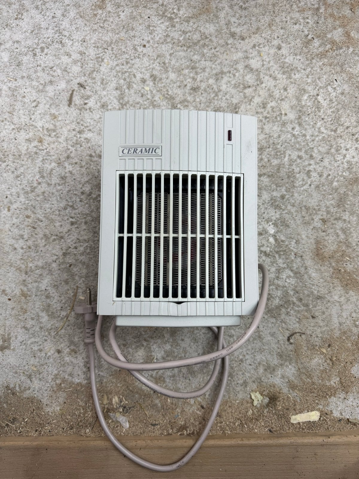 Compacte keramische antivries kachel, Gebruikt, Overige soorten, Elektrisch, Ophalen of Verzenden