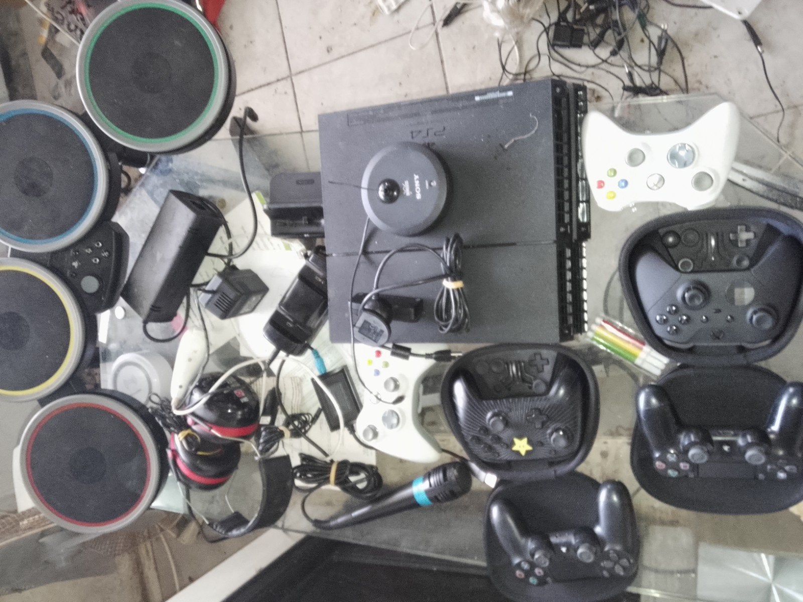 PS4 met controllers, drumstel en accessoires, Ophalen of Verzenden, Original, Met 3 controllers of meer, 500 GB
