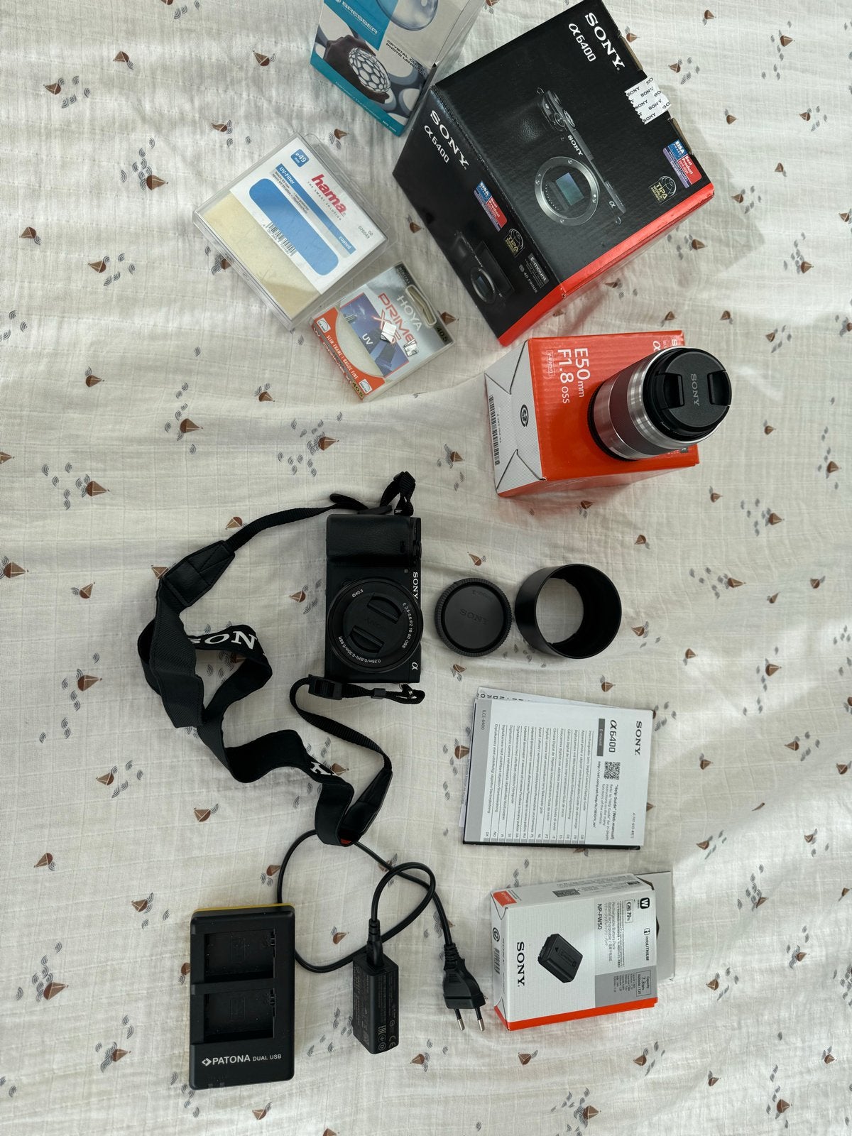 Sony Alpha a6400 systeemcamera met 2 lenzen en accessoires, Audio, Tv en Foto, Ophalen, Compact, Zo goed als nieuw, Sony
