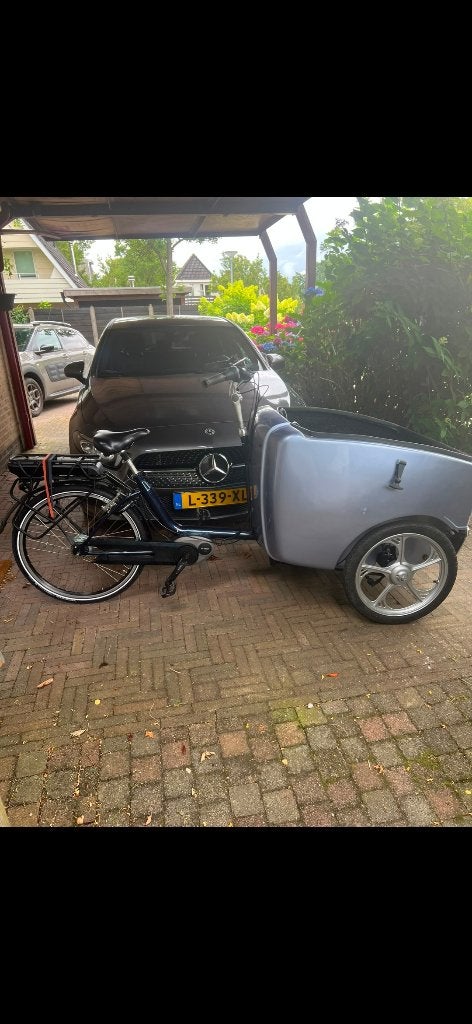 Elektrische bakfiets volkswagen uniek en bizonder, Fietsen en Brommers, Elektrisch, Zo goed als nieuw, 2 kinderen, Ophalen